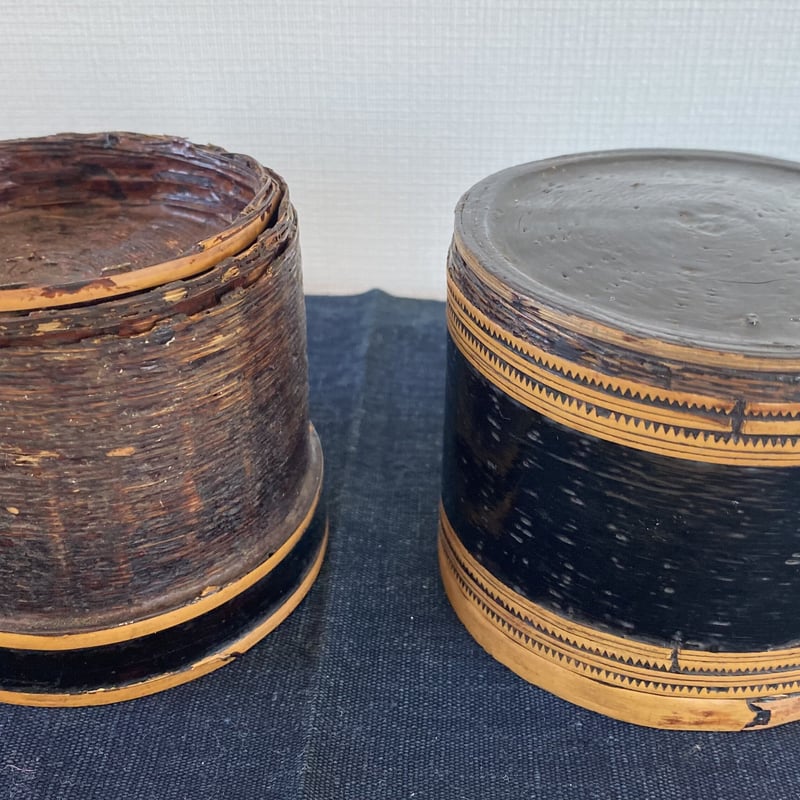 フローレス島 古民具 銀製噛みタバコ用具ガンビル入れ