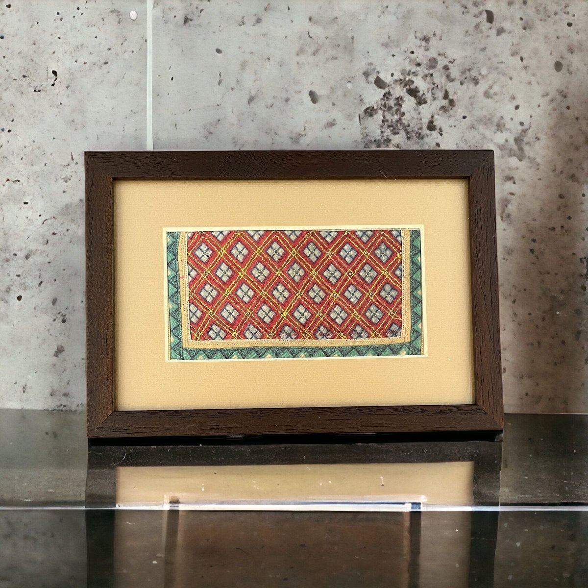 古木チーク額装モン族手刺繍布後ろ襟部分 【公式通販】