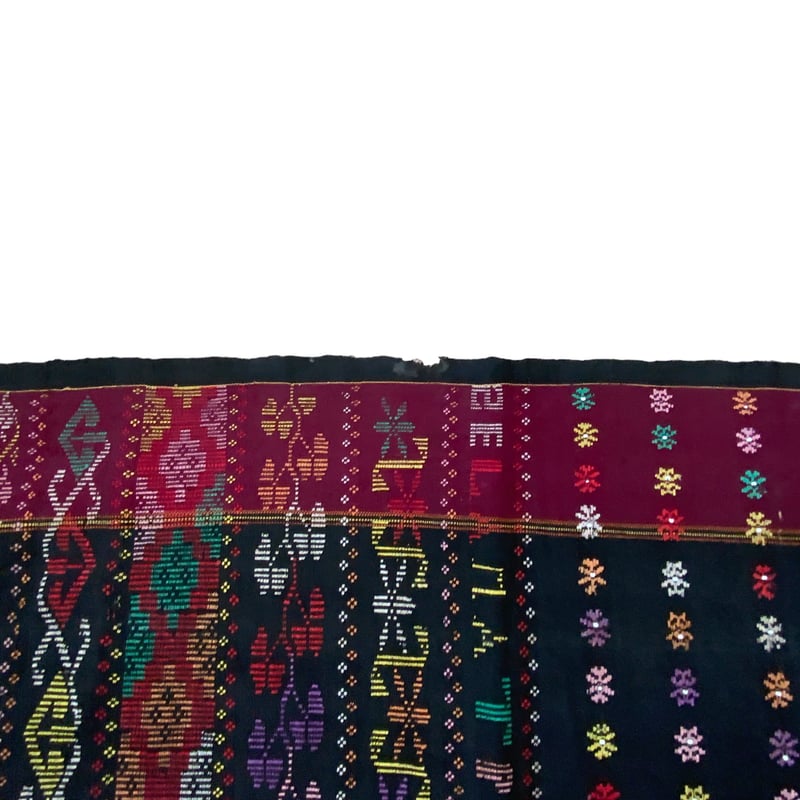 インドネシア　スマトラ島バタック族の布。タペストリー。テーブルクロス。 インドネシア スマトラ島バタック族の布。タペストリー