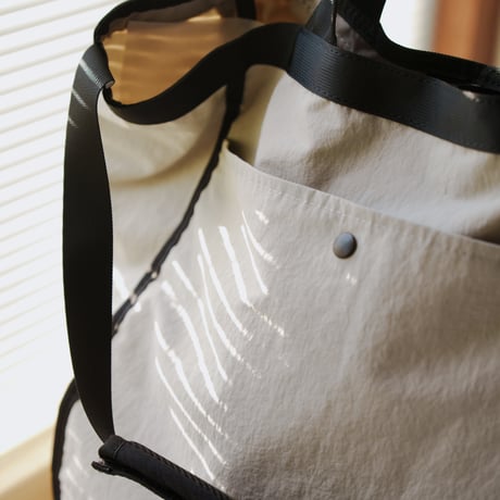 ROAMING BAG / Atrium white