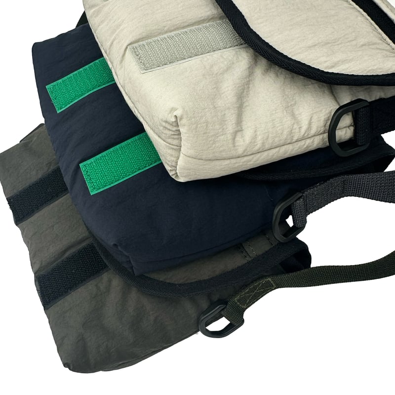 warenfaus Puff flap pack / Snow white