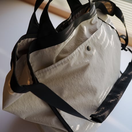 ROAMING BAG / Atrium white