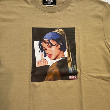 DISCO フェルメールRIHANNA  TEE