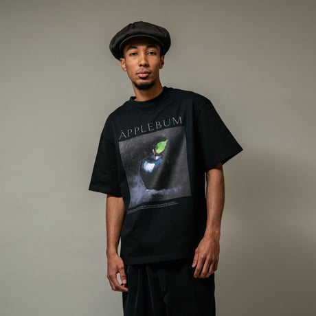 APPLEBUM BLACK APPLE Tshirt BLACK