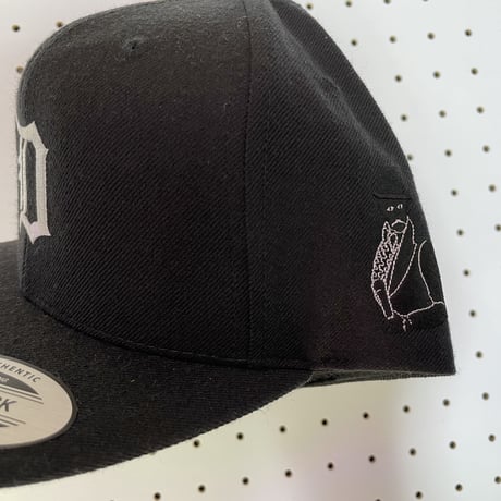 ドルネコマンション　オフィシャル　SnapBack CAP
