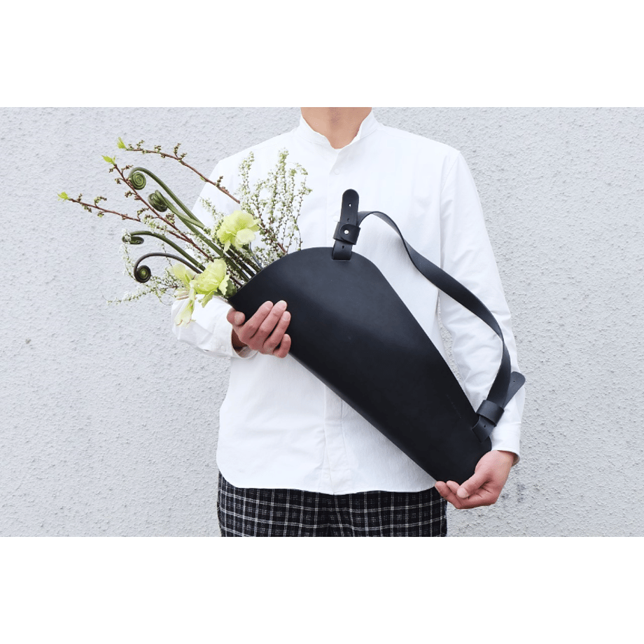 5ef5b956d26fa550f7fd756b