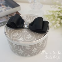 fleur de lis（グレー）