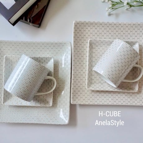H-CUBE(ブルーグレー×メタリックシルバー)