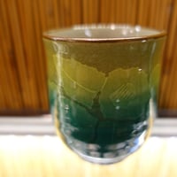 湯呑　グリーン椿（仙春窯　小）
