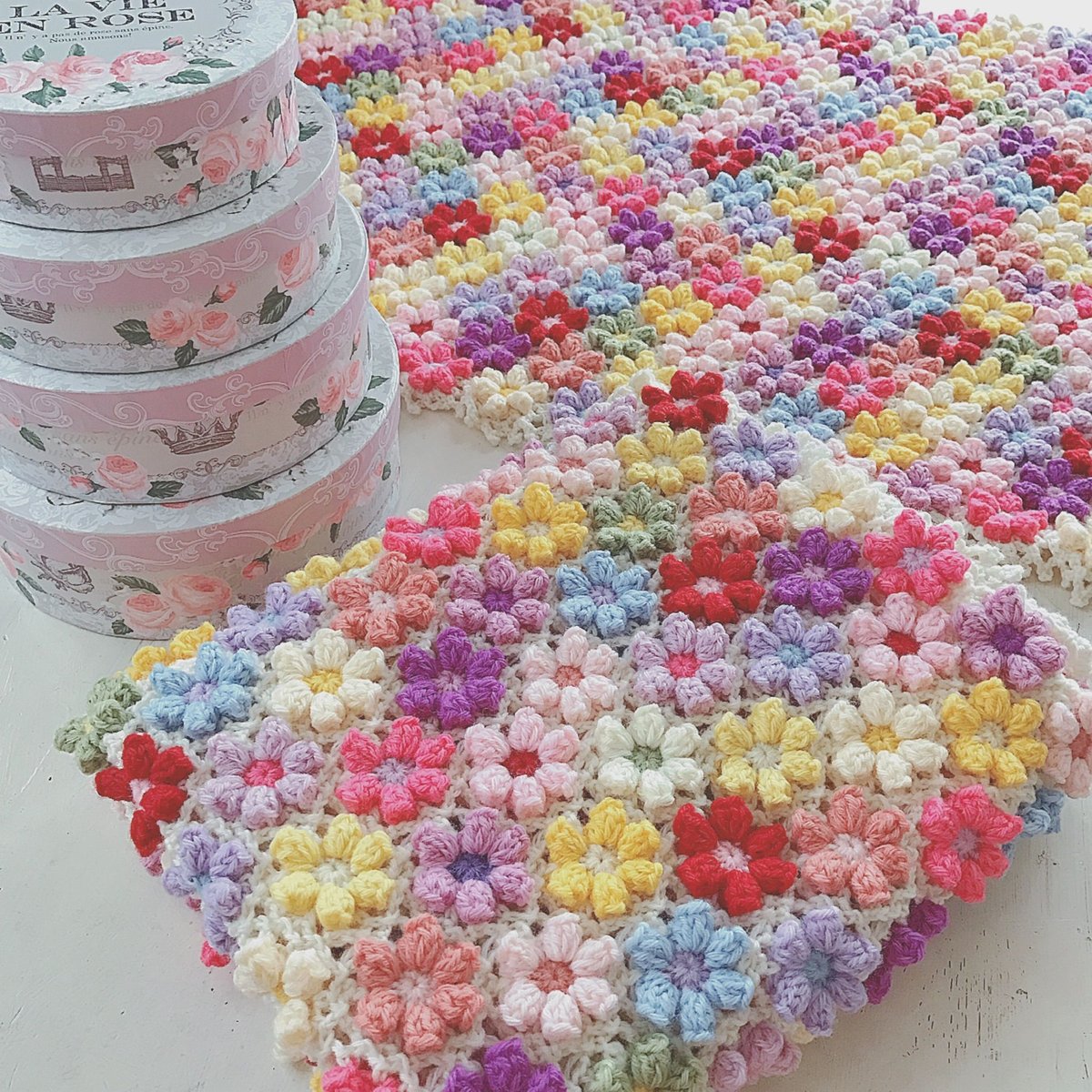 ハンドメイド　お花がたくさん　ブランケット　モチーフ　コットン ハンドメイド お花がたくさん ブランケット マルチカバー