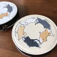 お尻嗅ぐコインケース