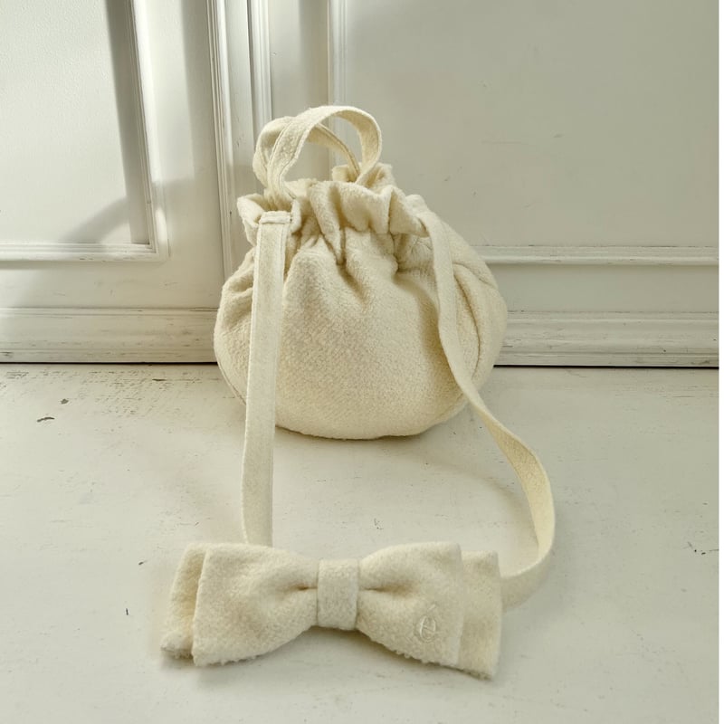 epine サテンビジューリボンショルダーバッグ epine エピヌ ビジューサテンショルダーバッグ エピヌ ショルダー