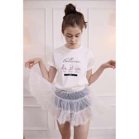 ballerina tee white