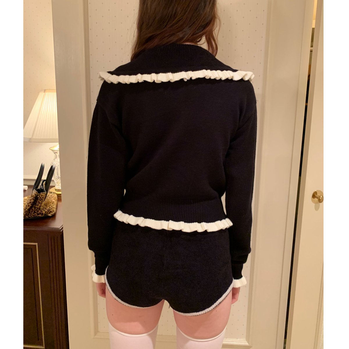 frill collar pearl knit cardigan black×ivory | 