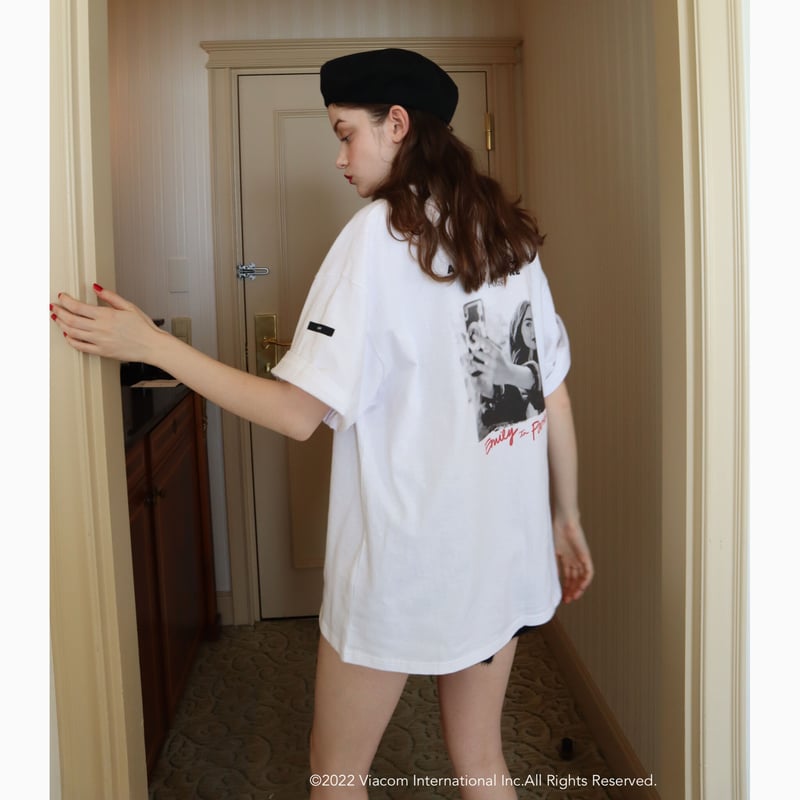 Emily in Paris×épine》French big tee | épine