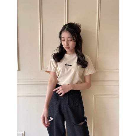 epine embroidery tee beige