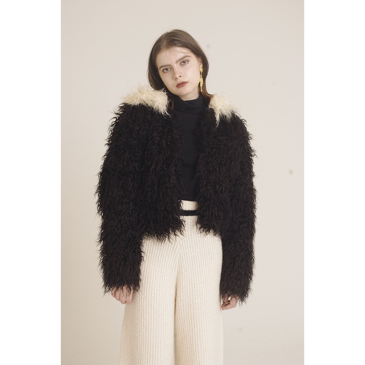 hood 2way volume fur coat bi-color black | épine 