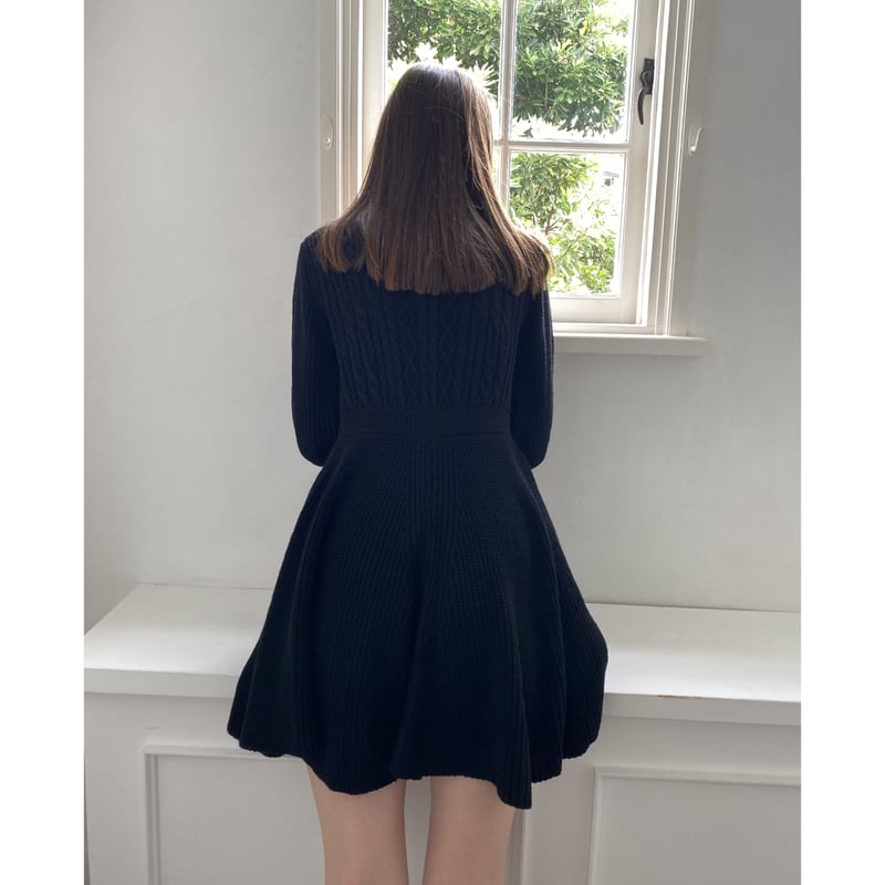 é button cable knit onepiece black | épine é button cable knit onepiece black | épine