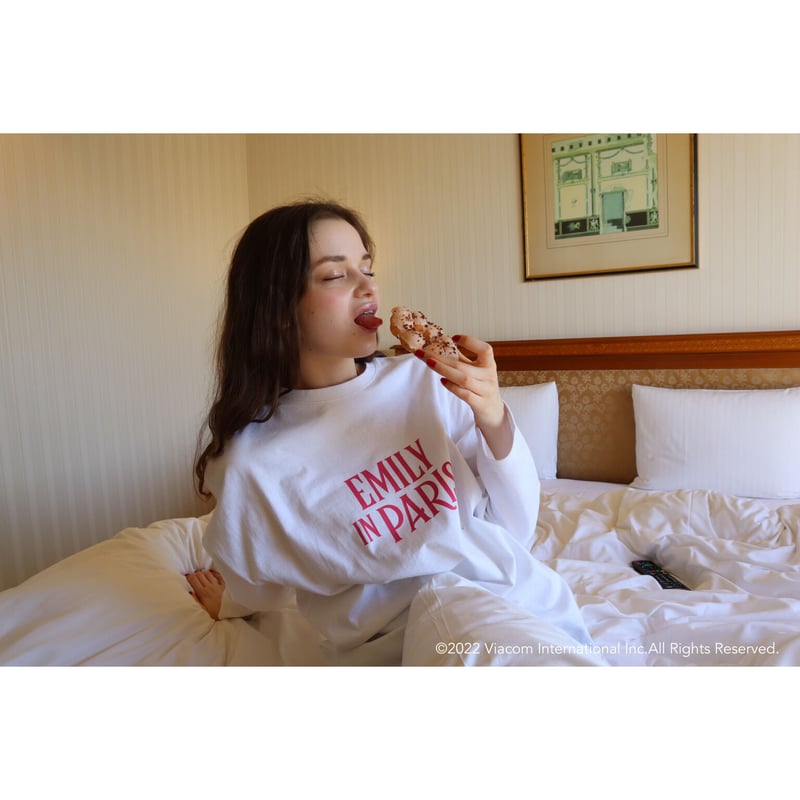 Emily in Paris×épine》photograph long tee | épine Emily in Paris×épine》photograph long tee | épine