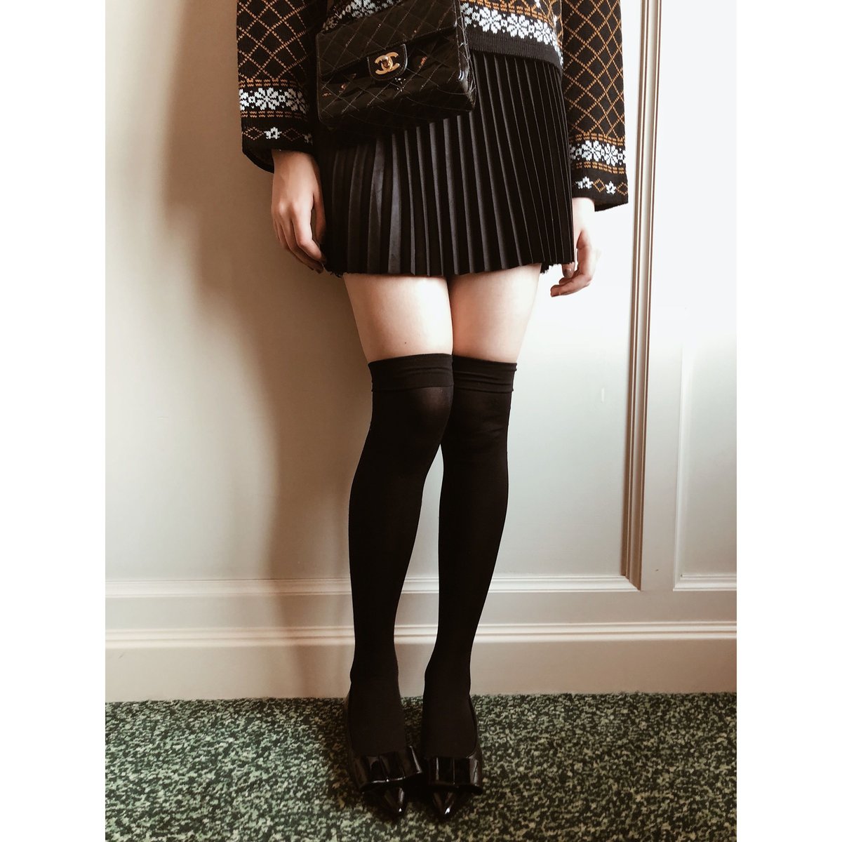suède pleats mini skirt black | épine suède pleats mini skirt black | épine