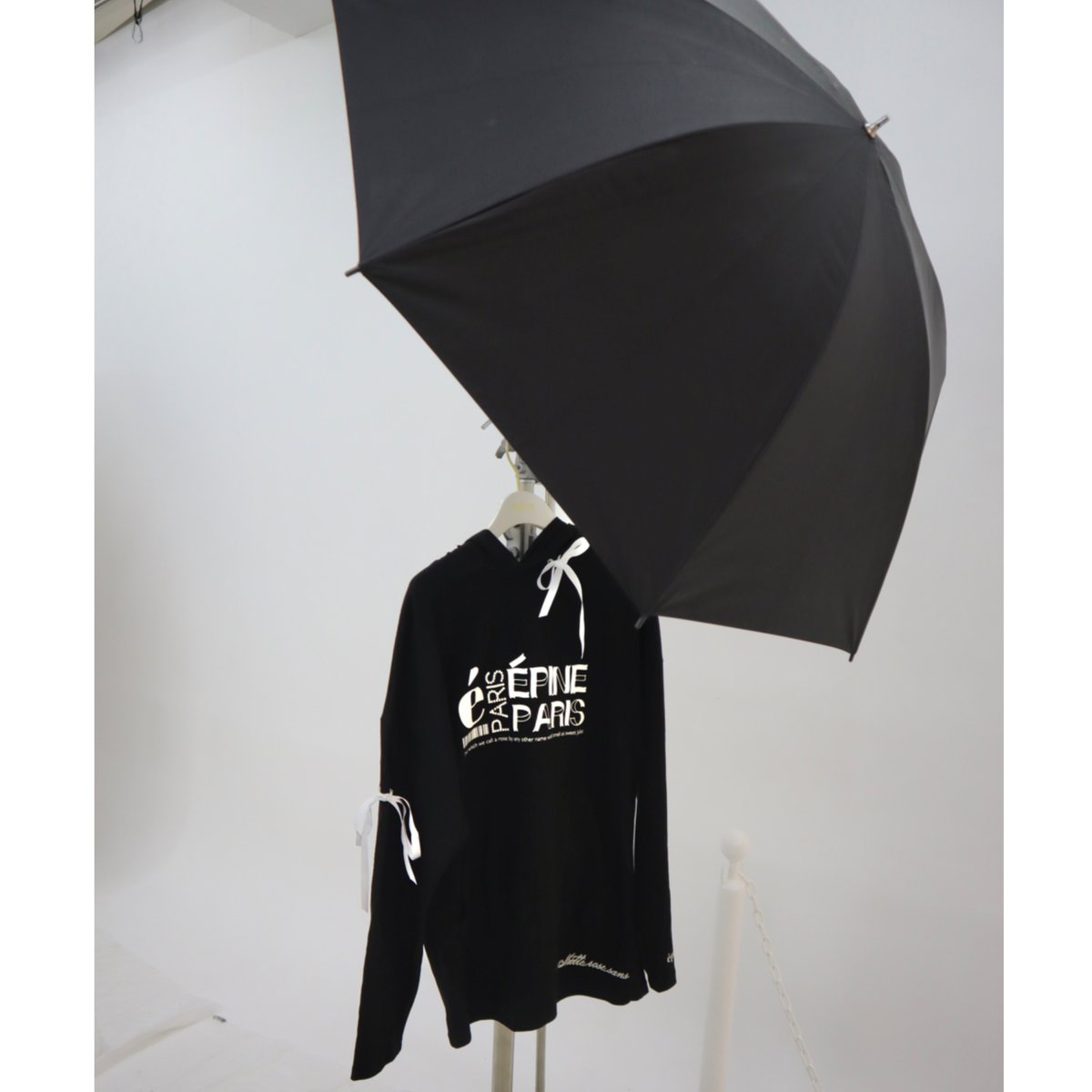 epine ribbon logo design hood long tee