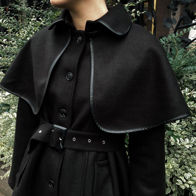 epine piping cape 2way coat black