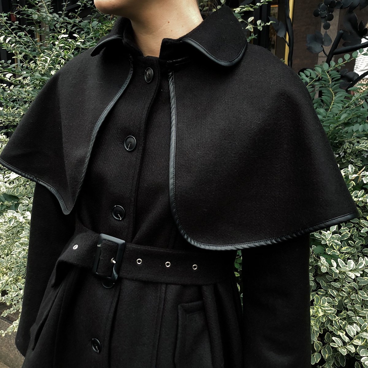 piping cape 2way coat black | épine