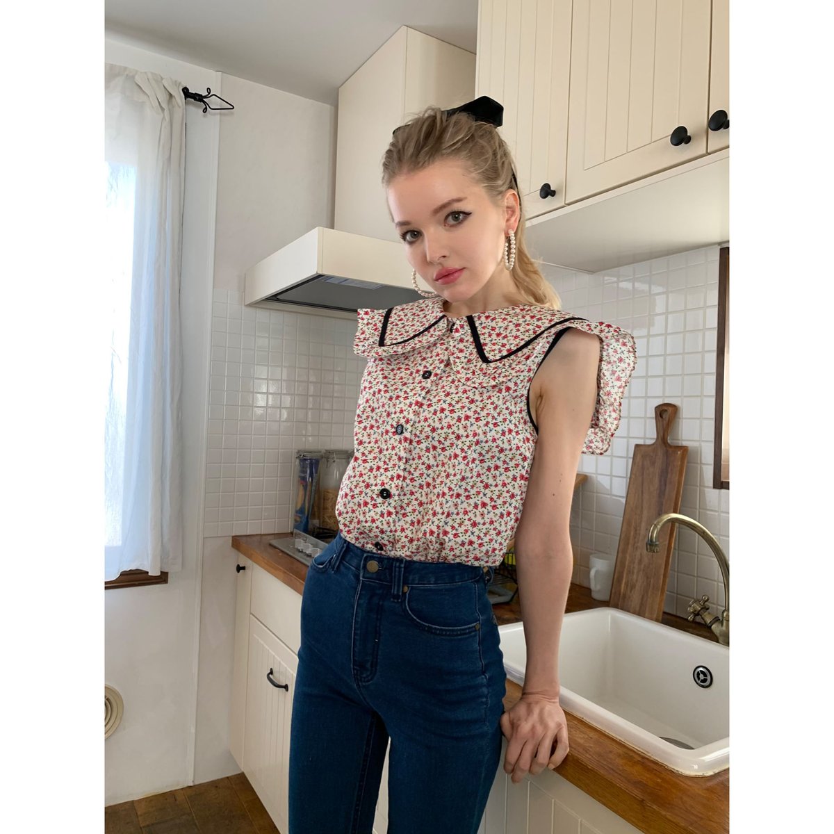 Crayme, - pui❤️Big  Collars  Blouse   ホワイト piping flower big collar blouse white | épine