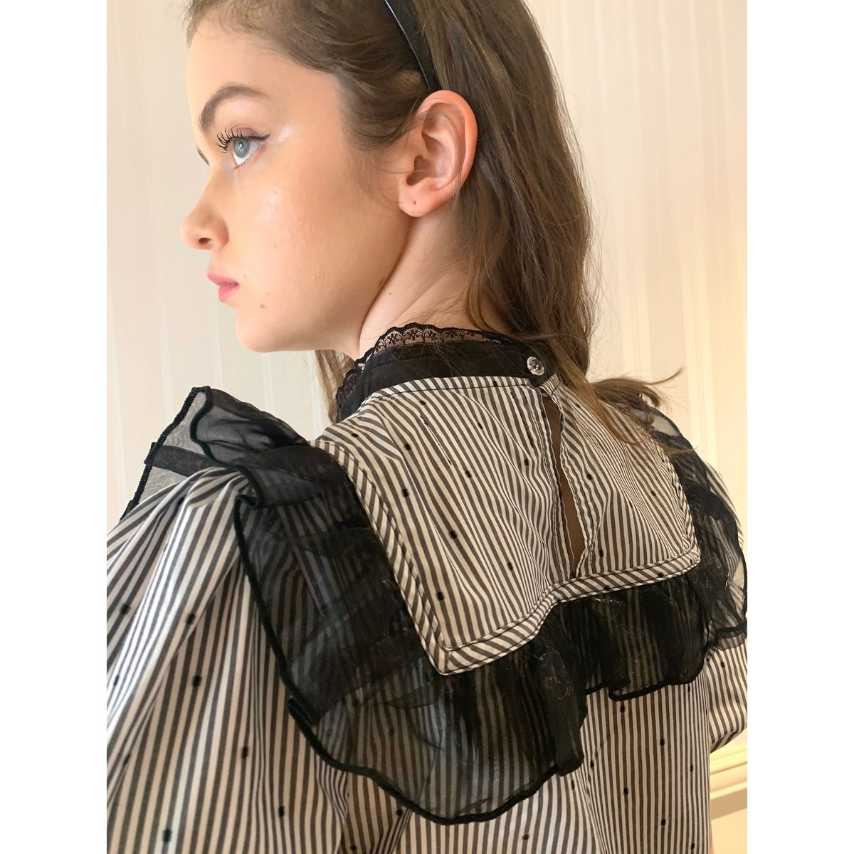 Epine frill blouse ドットストライプフリルブラウス ブルー