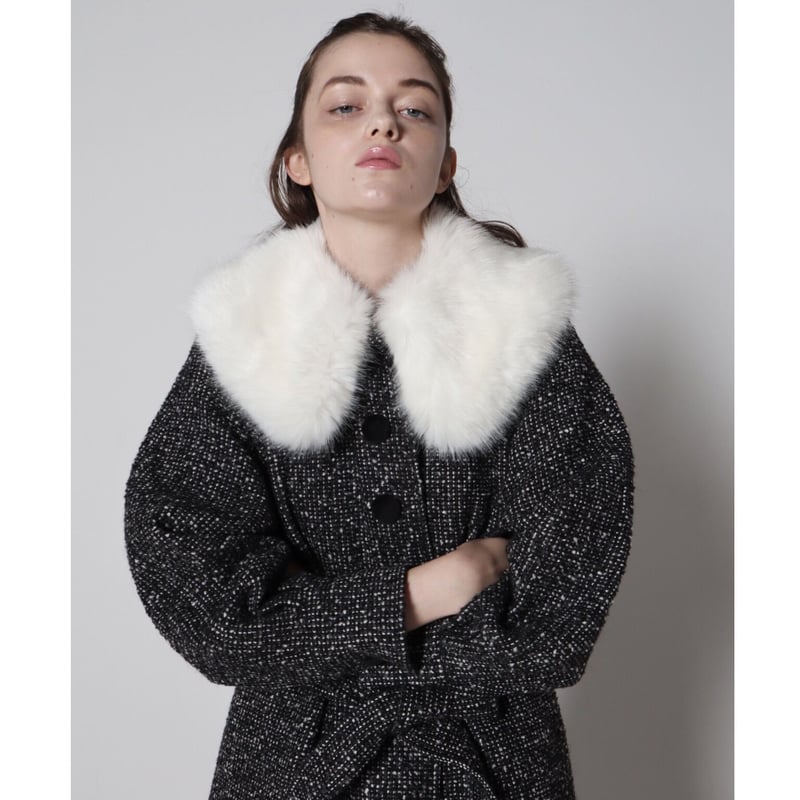 feminine fur collar long coat black | épine