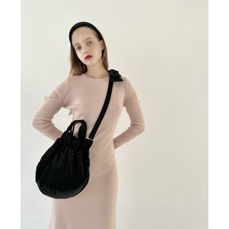 é ribbon 2way bijou satin gather bag epine ribbon 2way bijou satin gather bag