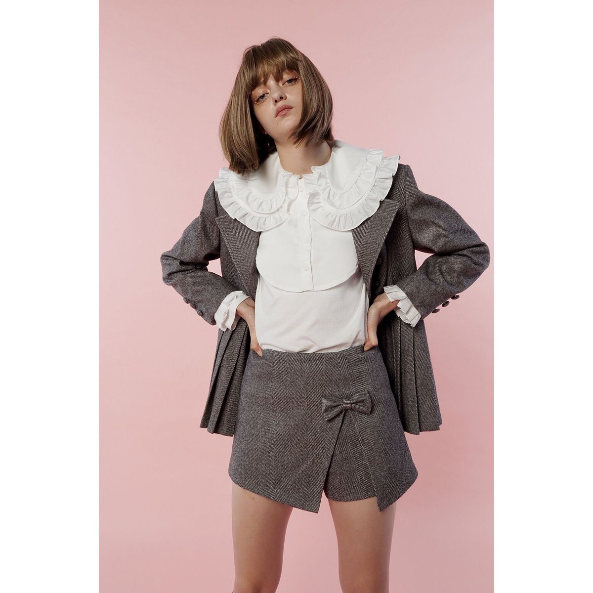 エピヌ é frill skirt pants 際どく エピヌ é frill skirt pants 際どく
