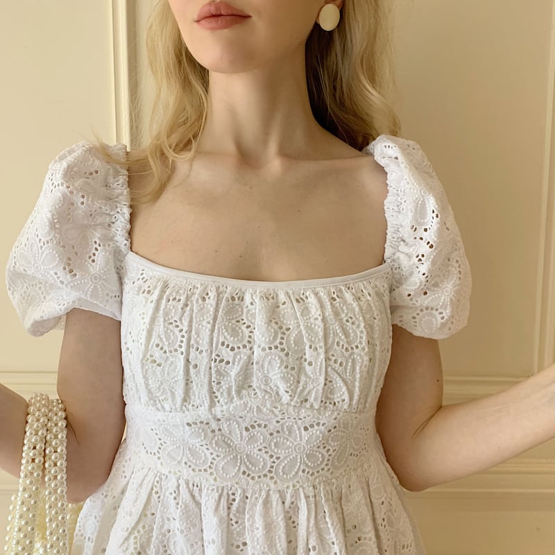 ワンピース Flower puff sleeve tiered onepiece Flower puff sleeve tiered one-piece – POPPY