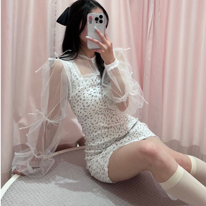 epine volume ribbon cropped blouse