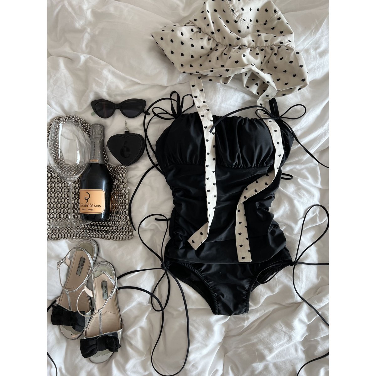 epine body ribbon gather swimwear 黒 水着・ラッシュガード epine body ribbon gather swimwear body