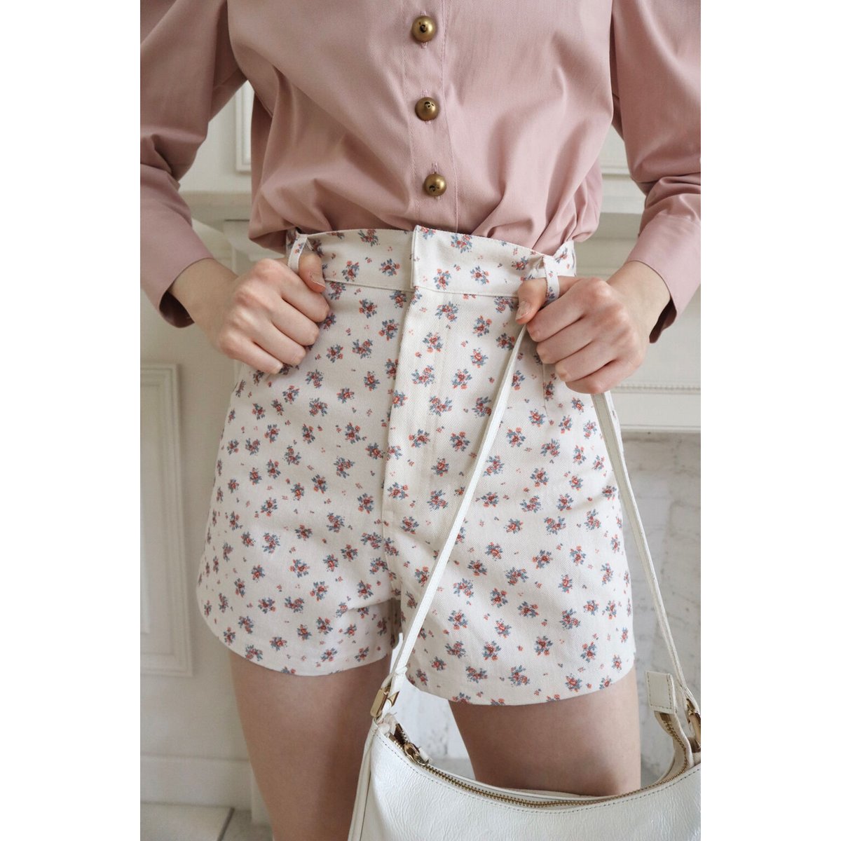 é embroidey flower short pants ivory | épine