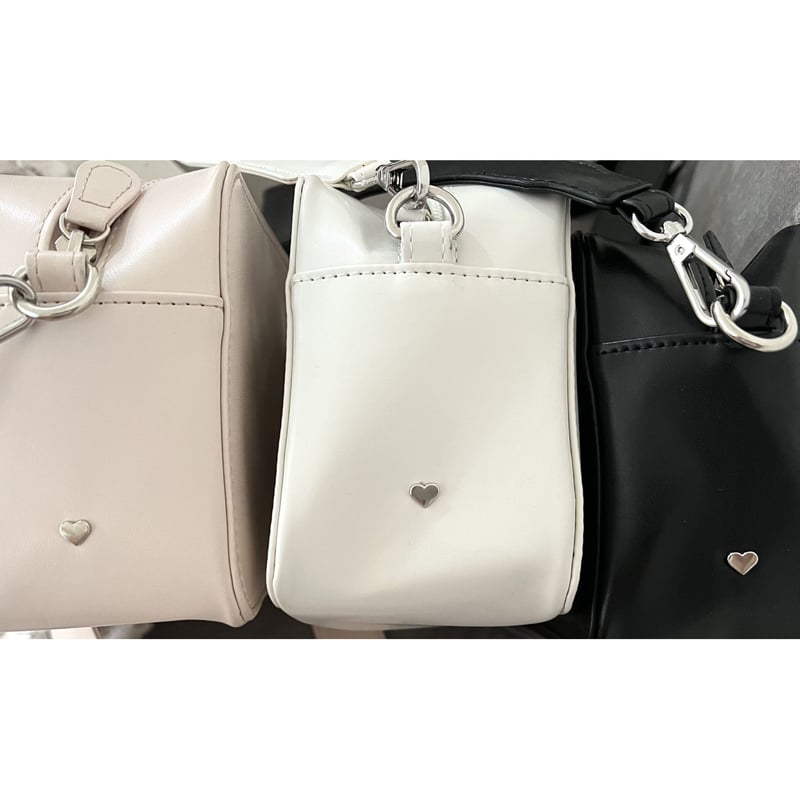 é Heart pouch shoulder strap bag （3color） | épine