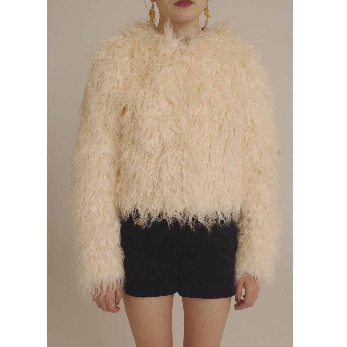 hood 2way volume fur coat white | épine hood 2way volume fur coat white | épine