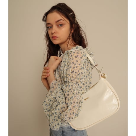 épine gold logo half moon bag white