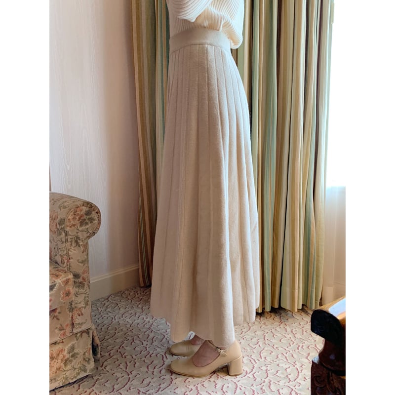 epine ribbon volume long skirt(新品タグ付き) ribbon volume long skirt（2color） | épine