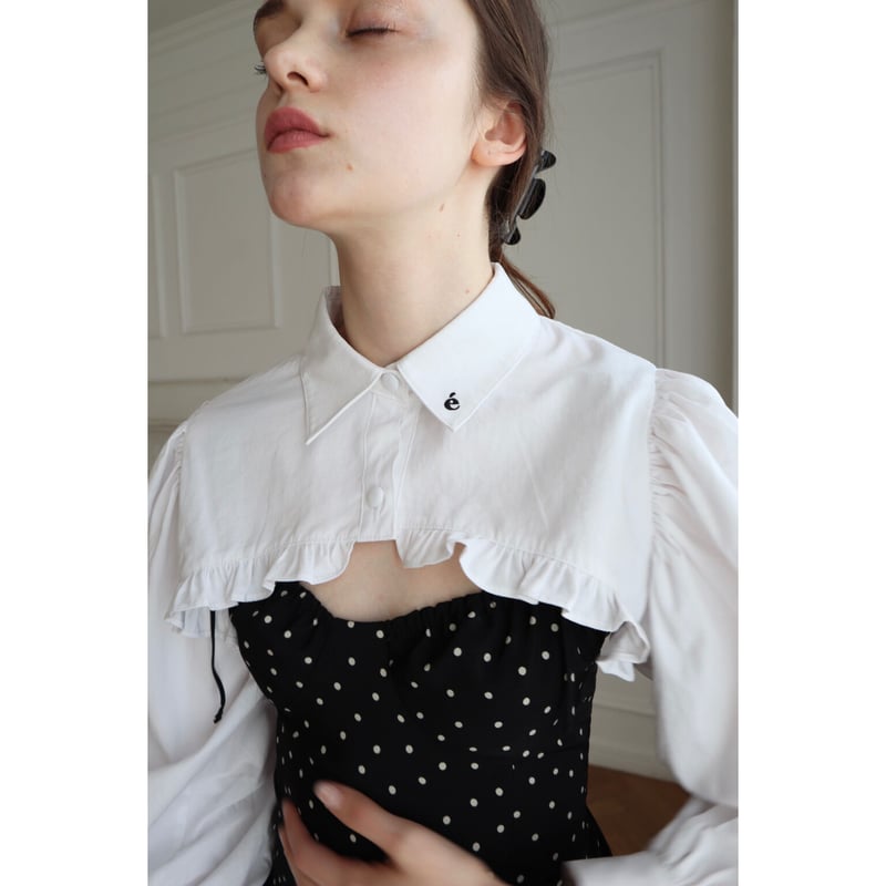 arm volume frill cropped blouse é cotton