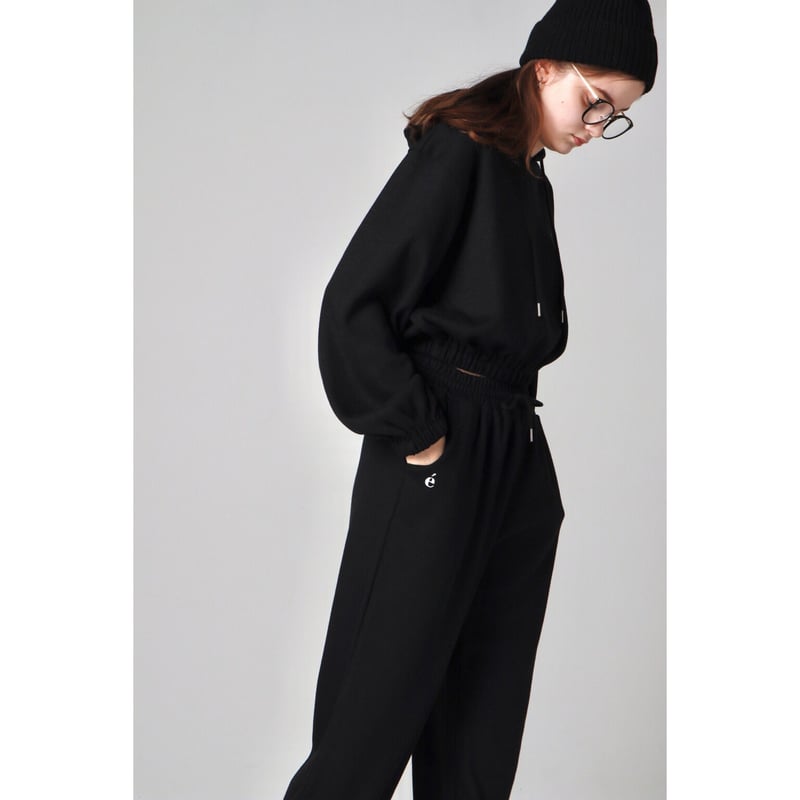 Eé knit hoodie black