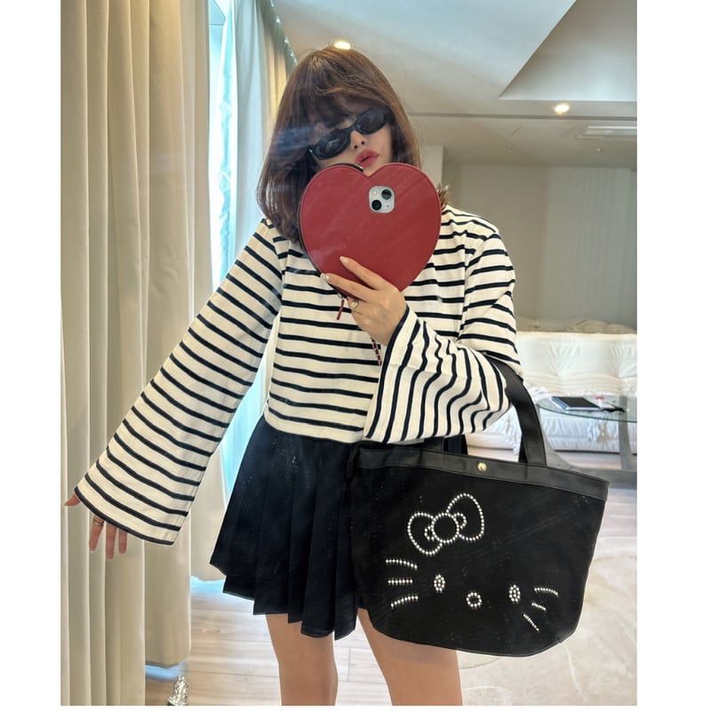 é back Heart border pleats onepiece（2color） | é 