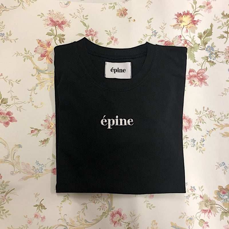 epine embroidery tee