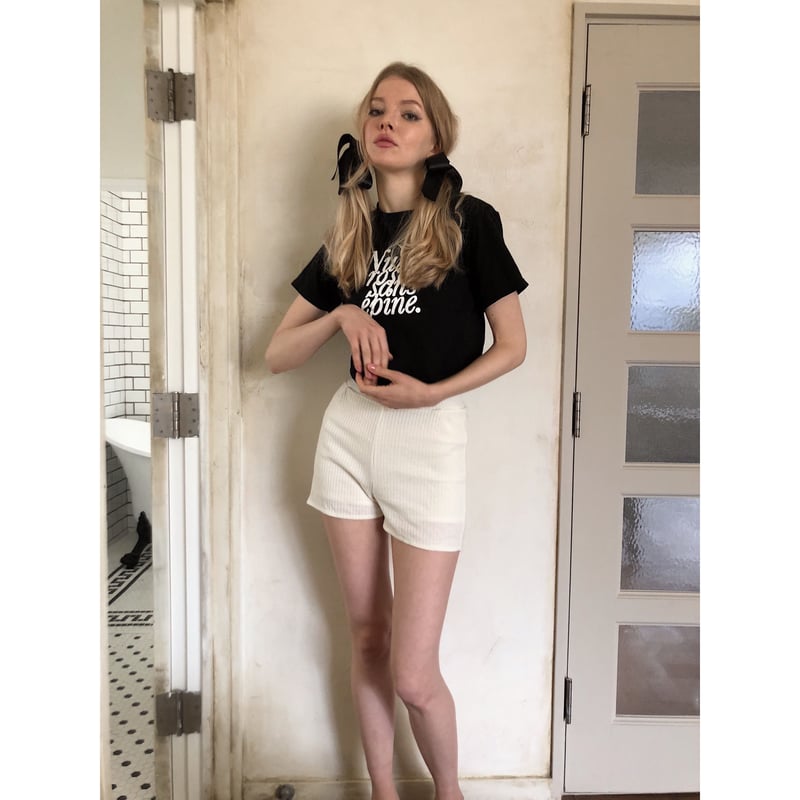 Nulle rose sans épine tee black | épine Nulle rose sans épine tee black | épine