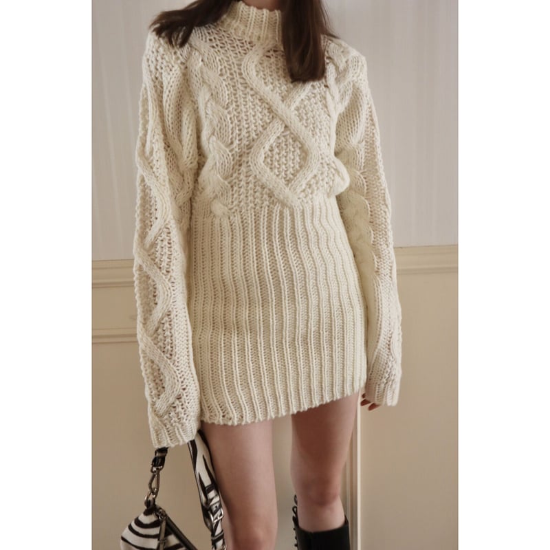 epine cable knit lady onepiece-