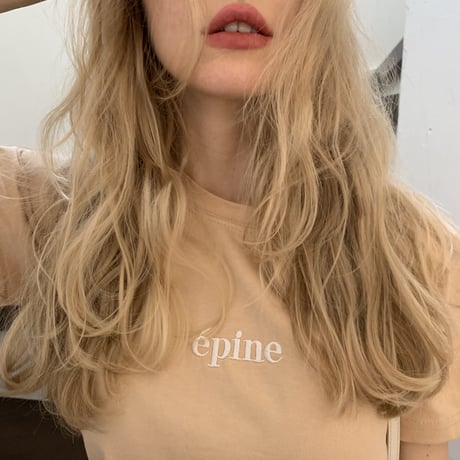 épine embroidery tee cafe latte