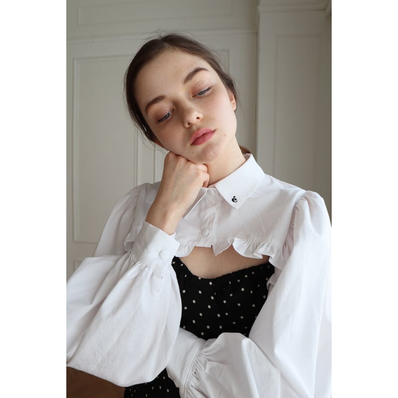 arm volume frill cropped blouse ♡ epine