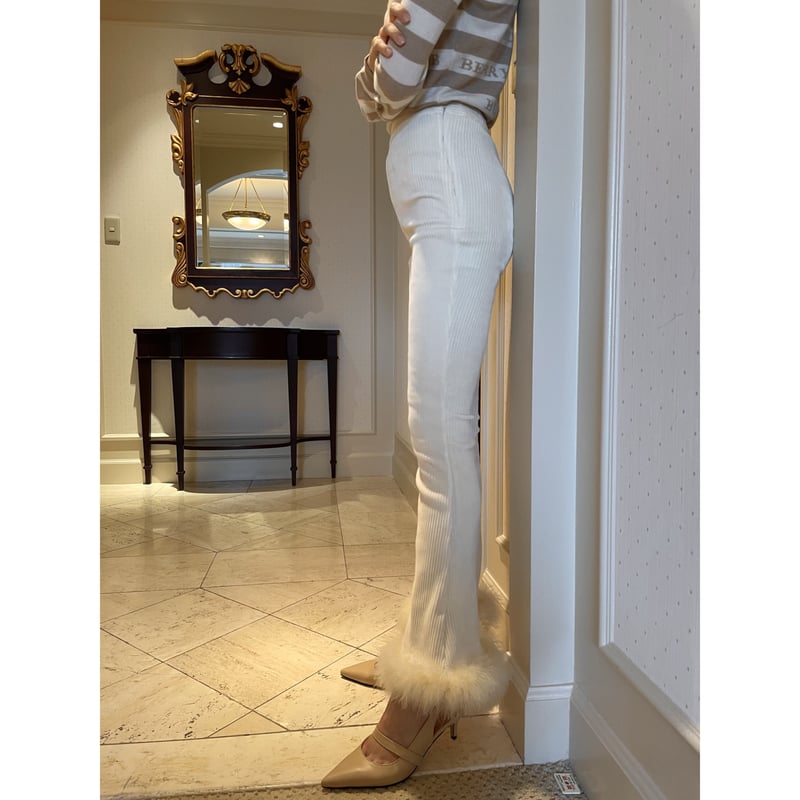 high-waist fit corduroy fur pants ivory | épine