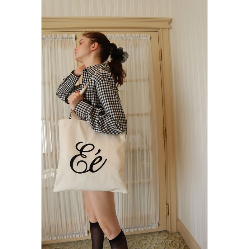 《Emily in paris×épine》Eé tote bag